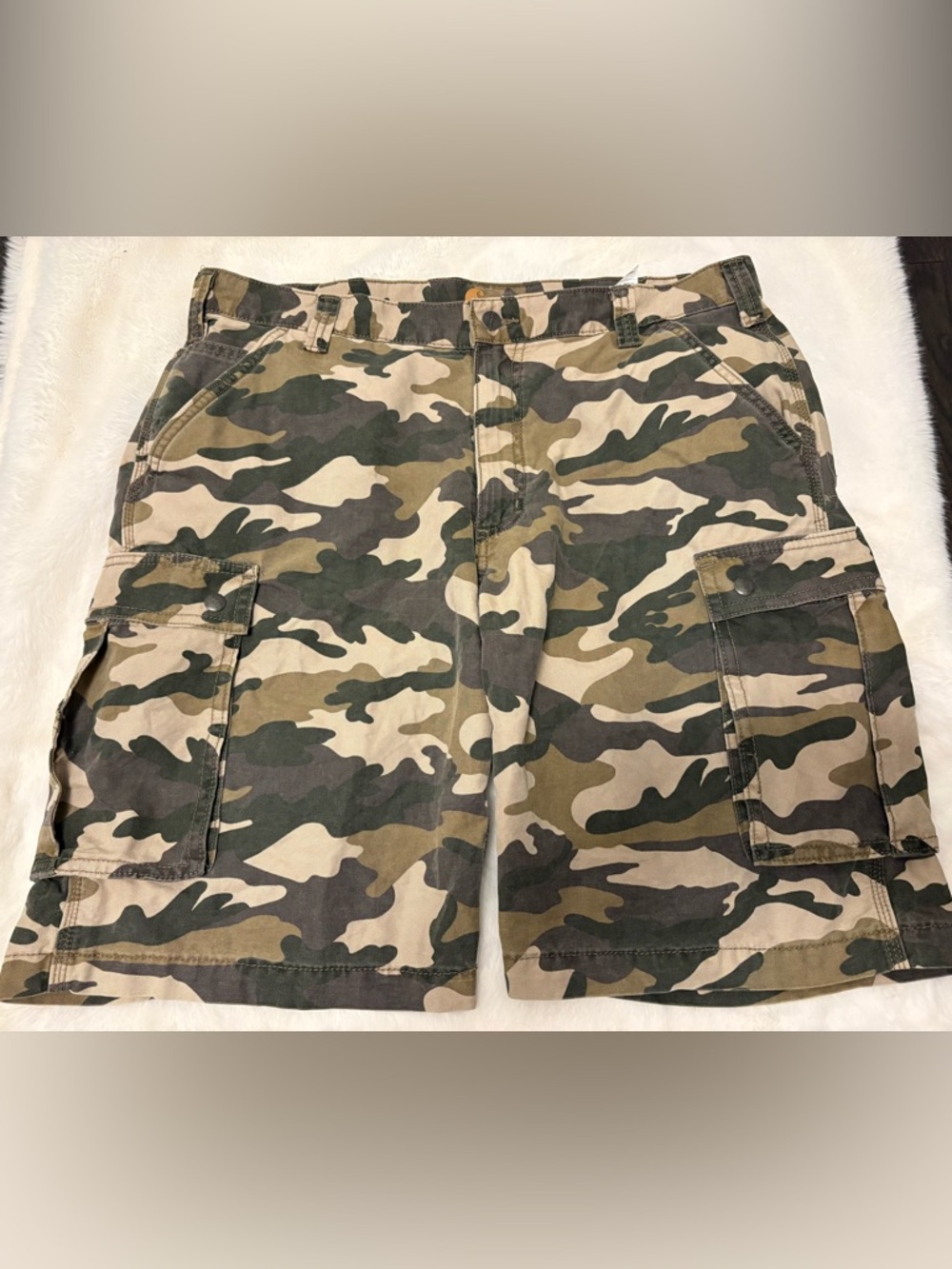 Carhartt Relaxed Fit Men`s Camo Green Cargo Shorts Size 38